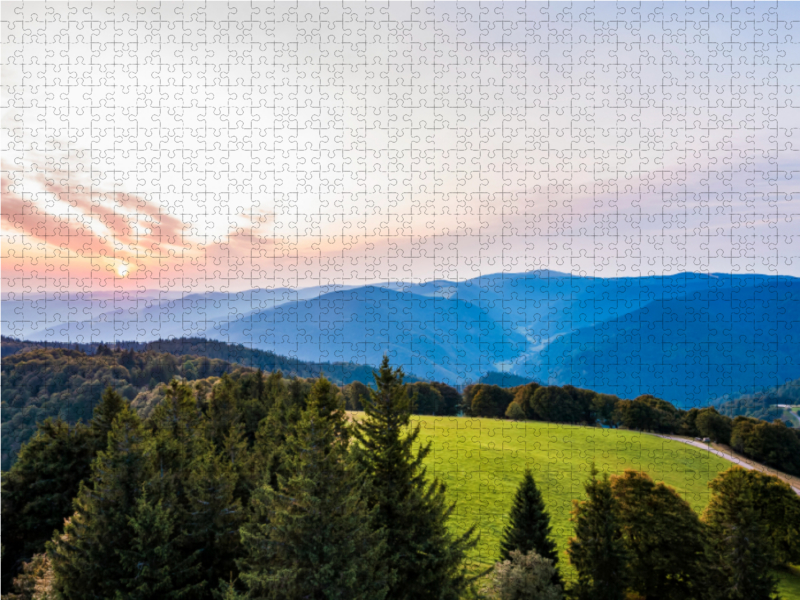 Sonnenaufgang am Schauinsland im Hochschwarzwald