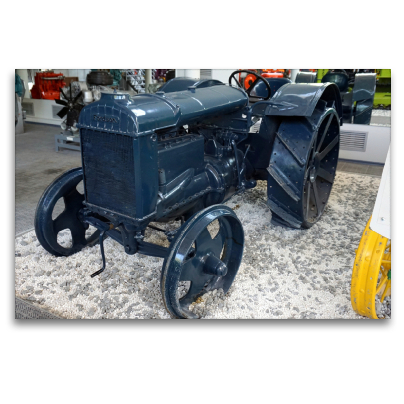 Der historische Traktor Fordson-Putilowez aus Leningrad