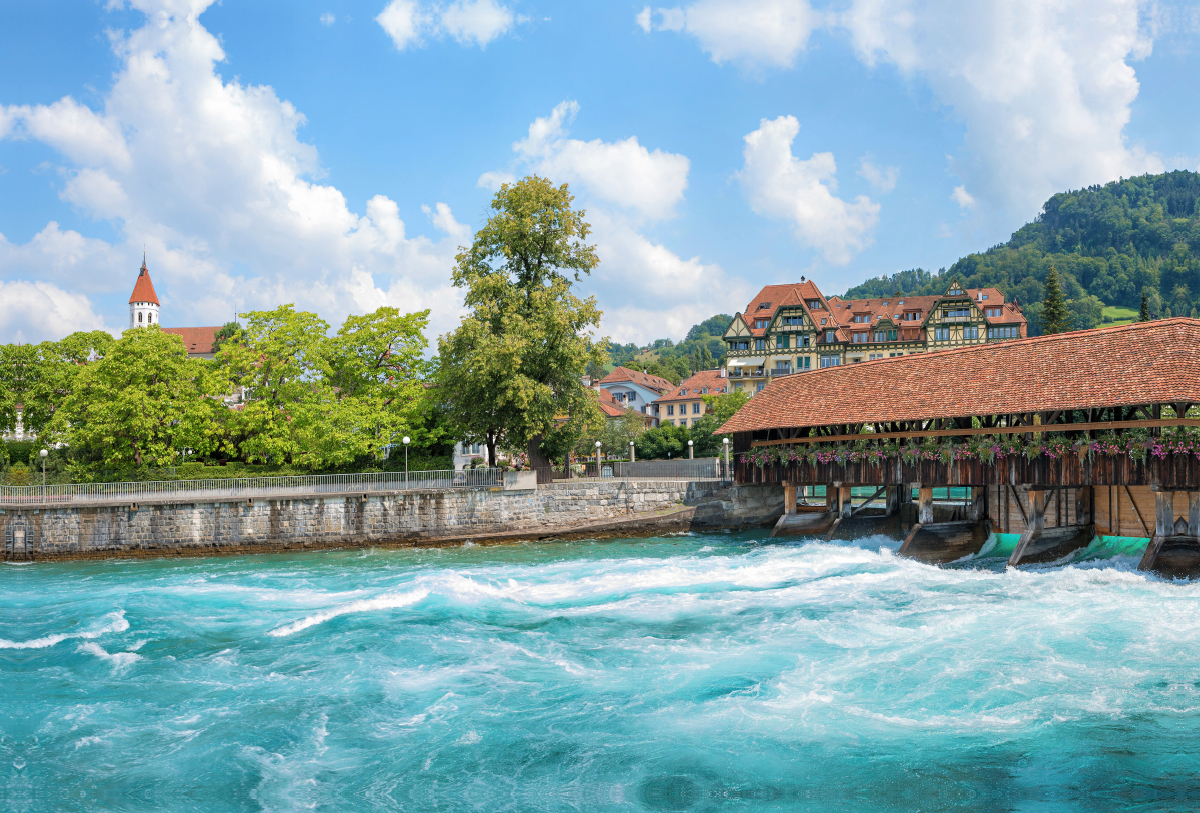 Obere Schleuse an der Aare in Thun