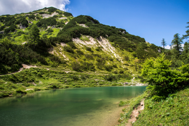 Bergsee in den Alpen