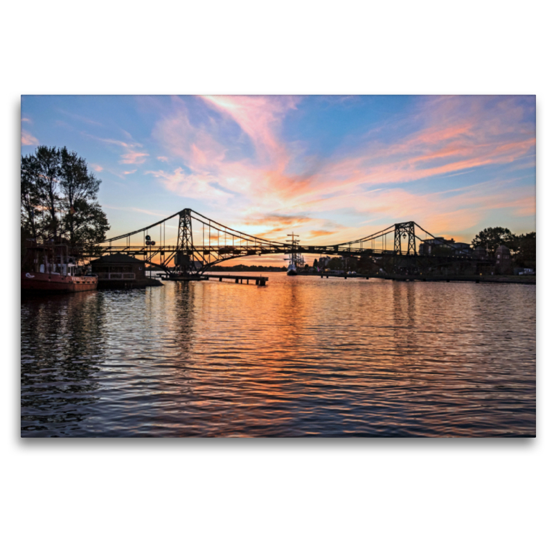 Kaiser Wilhelm Brücke im Sonnenuntergang