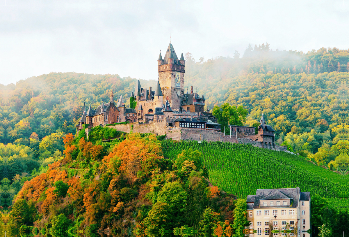 Panoramablick auf die Reichsburg