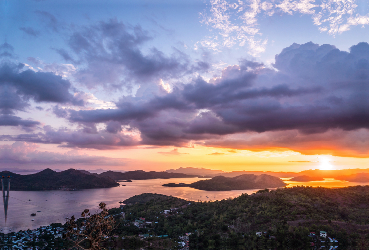 Sonnenuntergang über Coron in den Philippinen