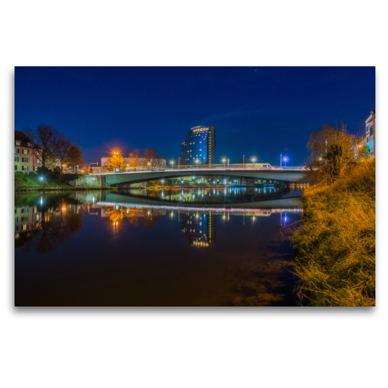 Gänsetorbrücke über der Donau