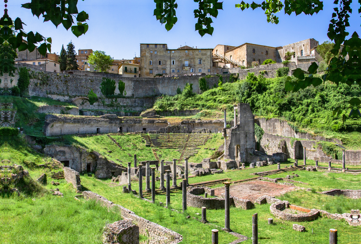 Volterra: Der Bau des antiken Theaters wurde von etruskischen Aristokraten finanziert.