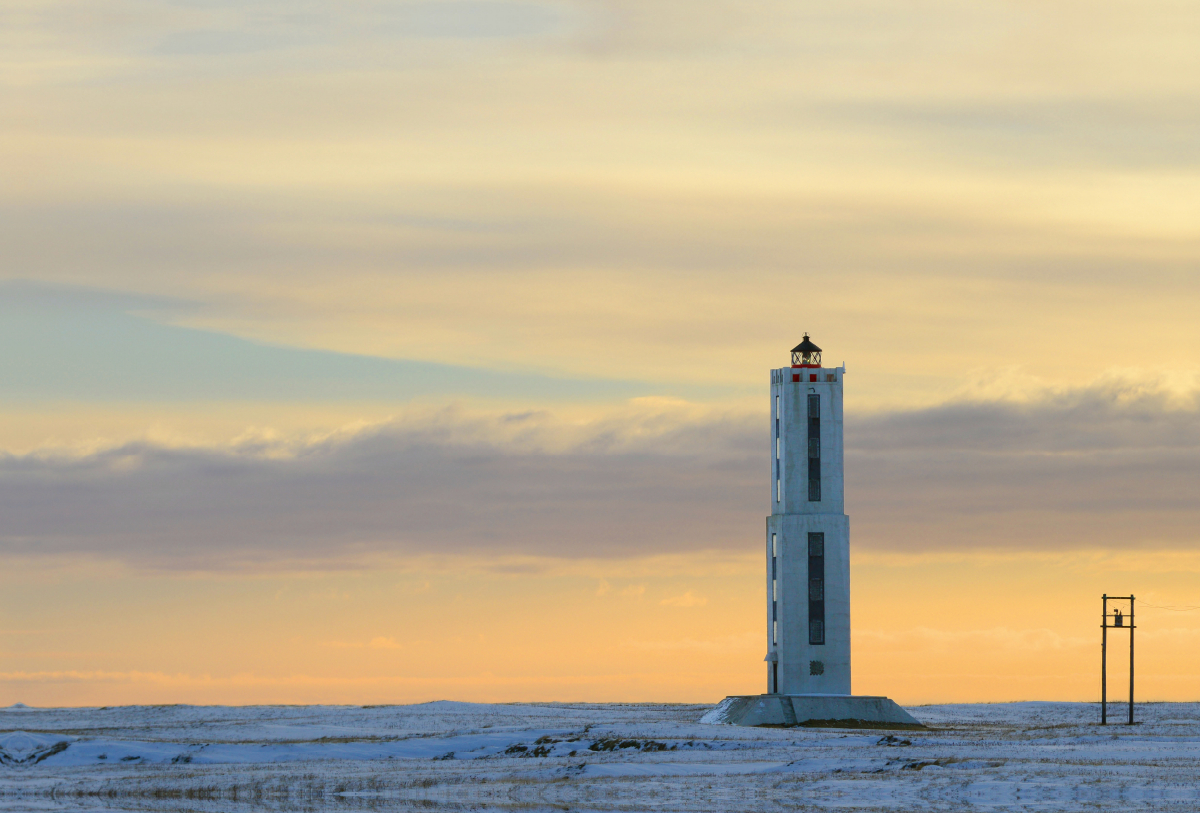 Sonnenaufgang am Leuchtturm Knarraros auf Island