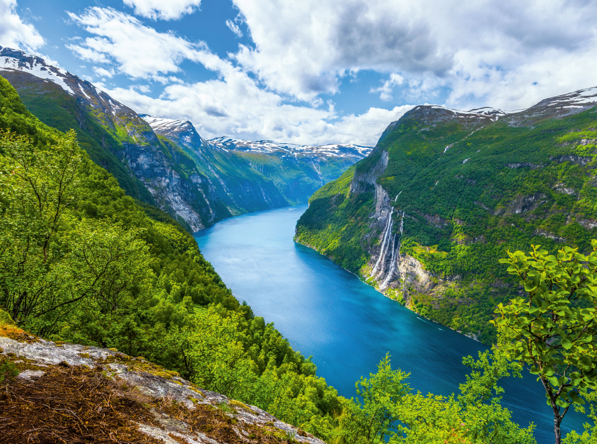 Wasserfall 'Sieben Schwestern' und der Geirangerfjord