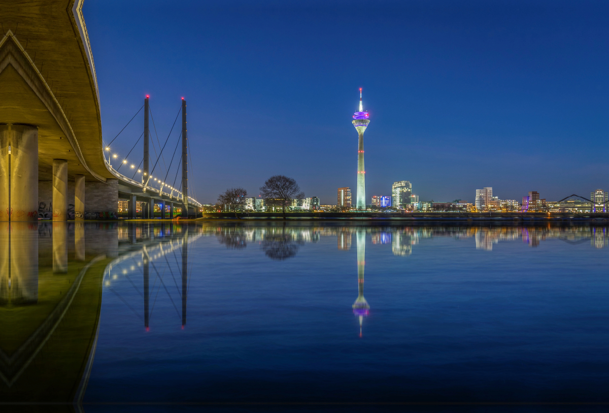 Rheinturm Düsseldorf