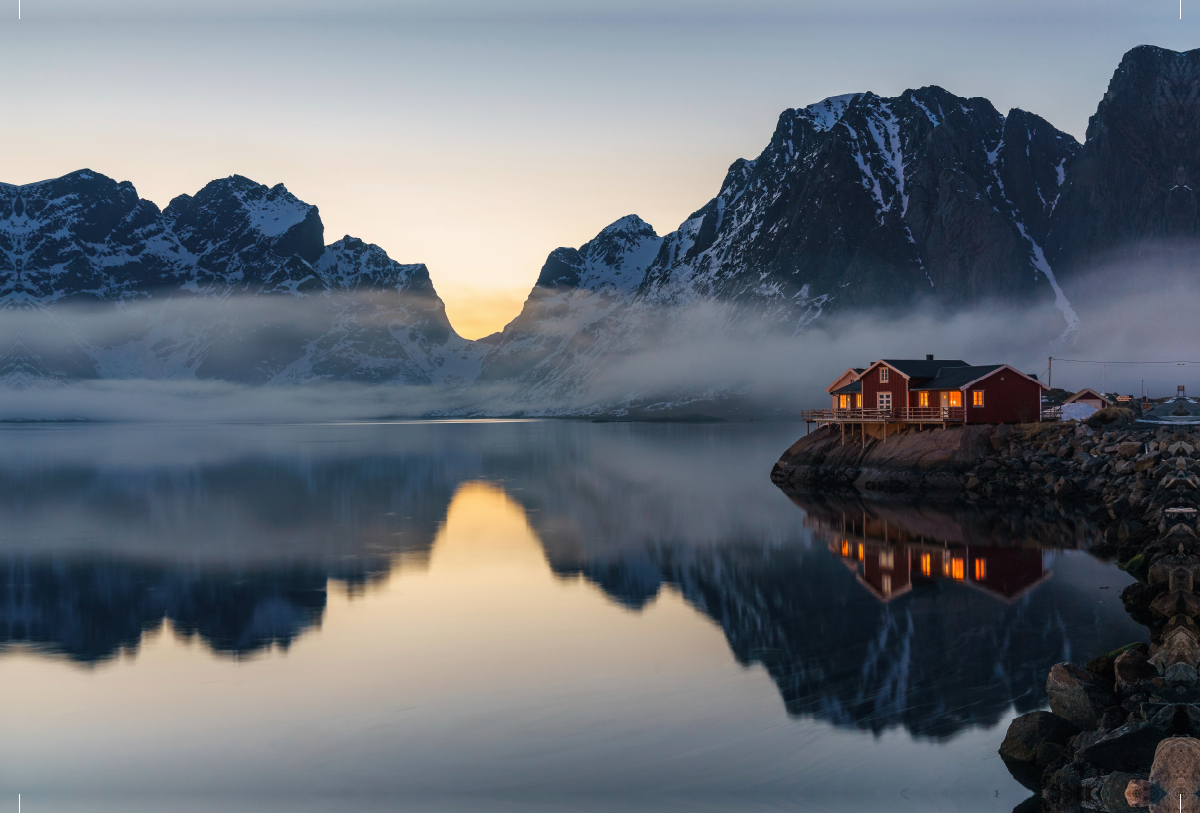 Ein Motiv aus dem Kalender Lofoten - From Dusk Till Dawn