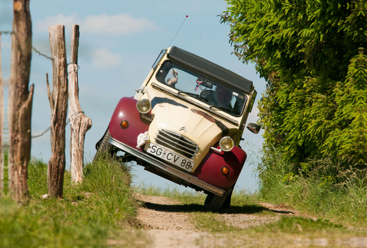 Die Ente ist sicher - Fahrspaß mit 2 CV Dolly