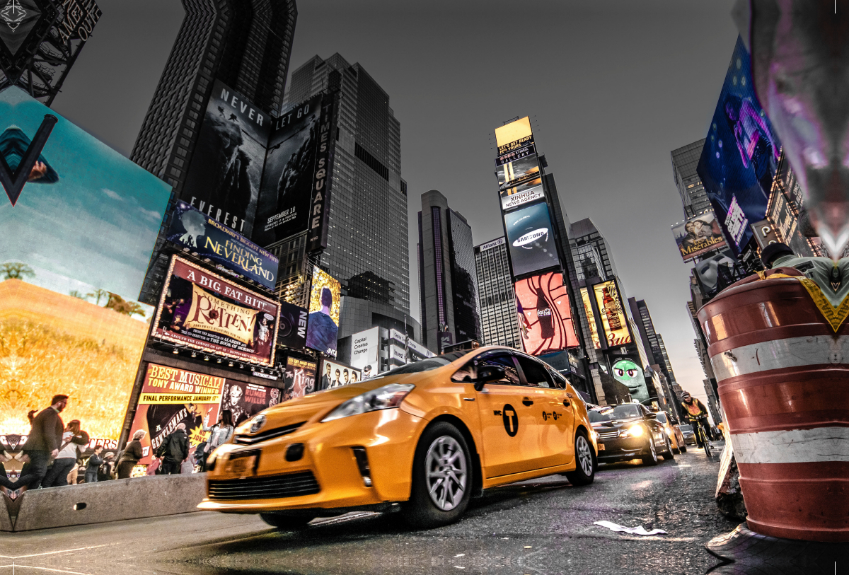 Yellow Taxi am Times Square - Ein Motiv aus dem Kalender New York City - Color Glam Edition I