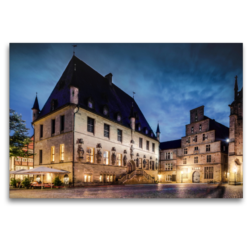 Rathaus Osnabrück mit Stadtwaage im Abendlicht