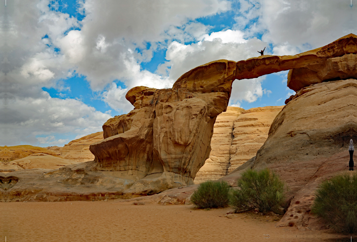 Felsenbrücke im Wadi Rum