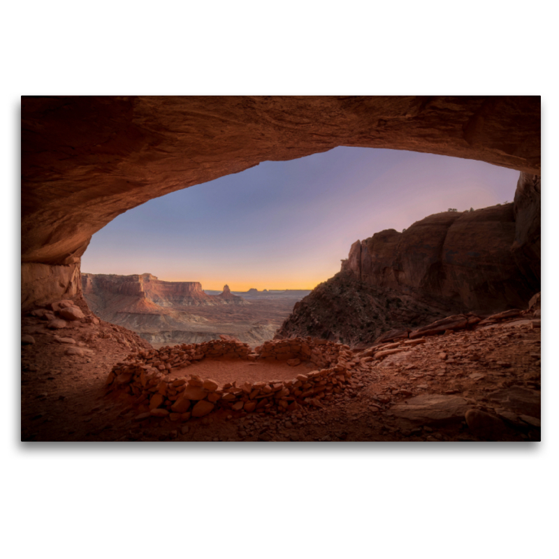 false kiva - canyonlands national park - utah - usa