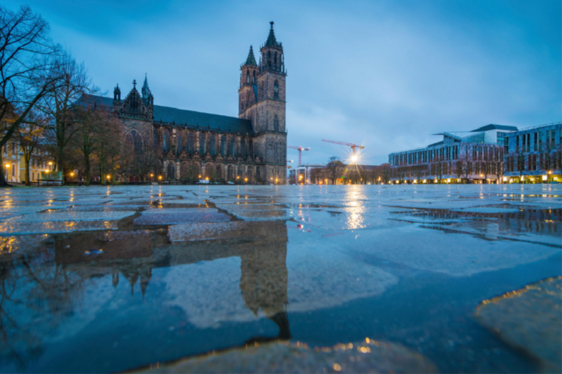 Magdeburger Dom am Abend