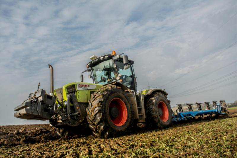 Ein Motiv aus dem Kalender Landwirtschaft- Hightech im Feld