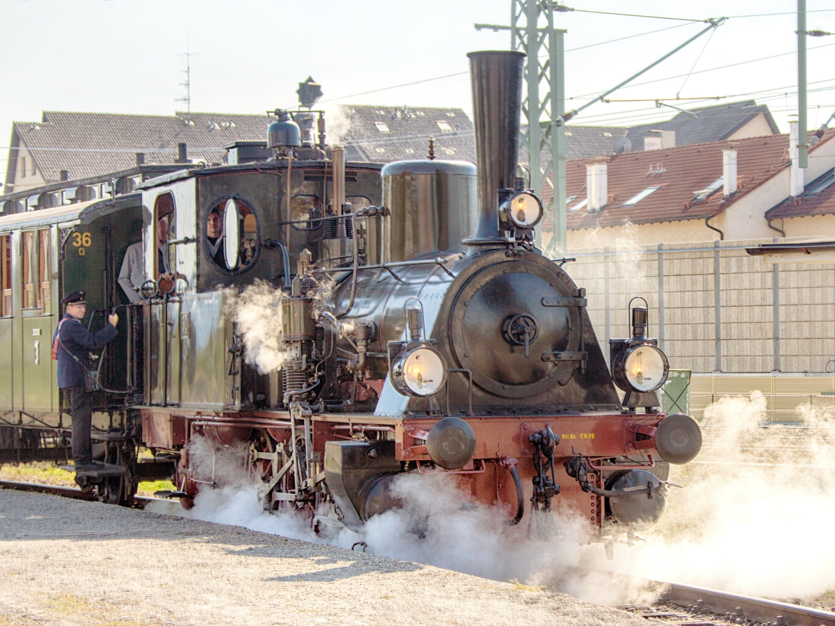 Dampflok 30 (pr. T3) 'Chanderli' der Kandertalbahn in Haltingen