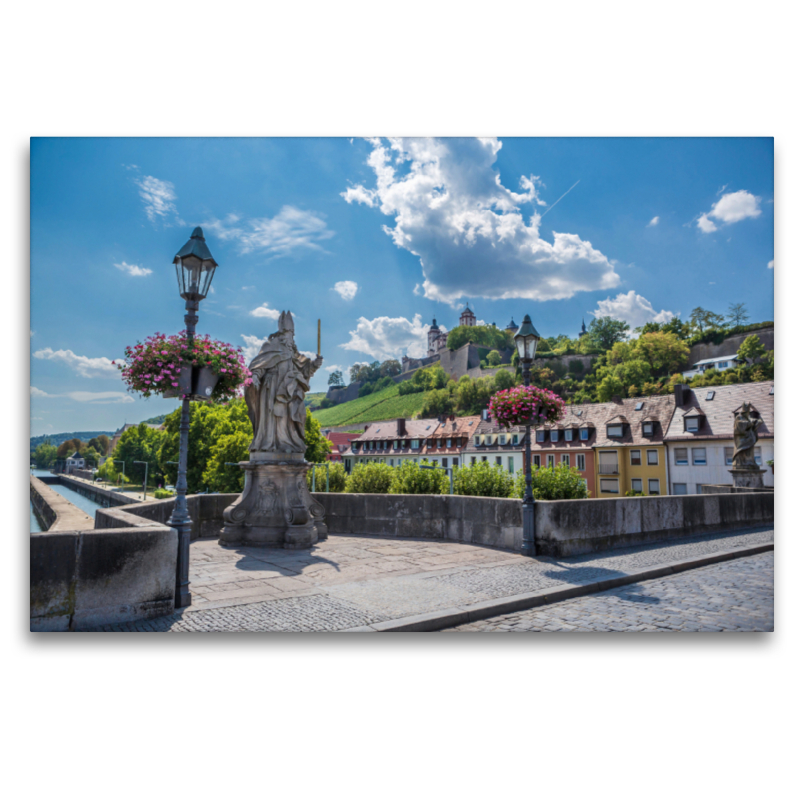 Alte Mainbrücke mit Sicht auf Festung Marienberg