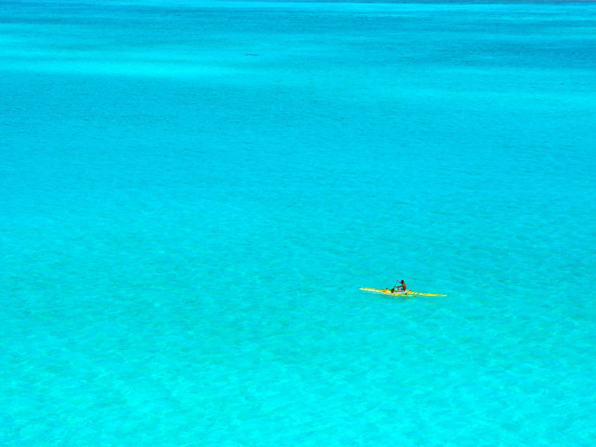 Kanu in der Lagune von Bora Bora