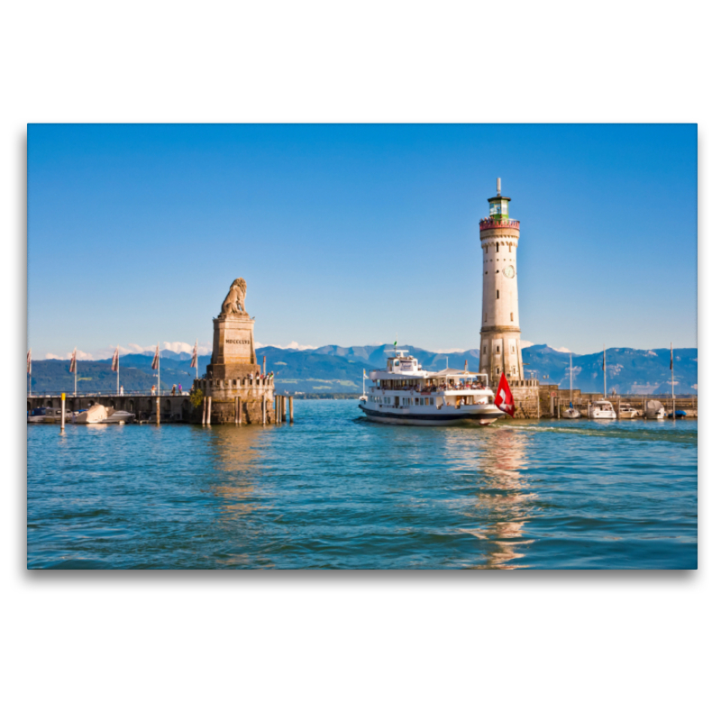 Bayerischer Löwe und Leuchtturm im Hafen von Lindau