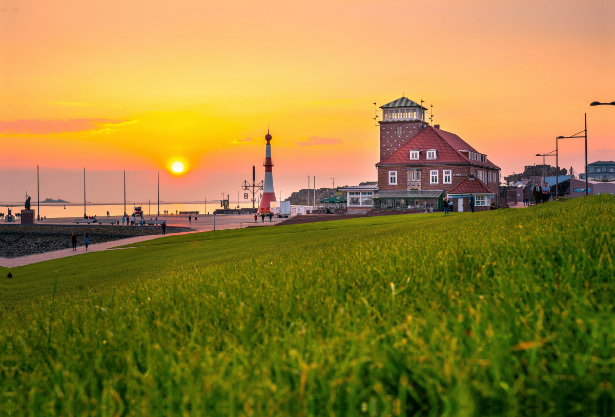 Sonnenuntergang in Bremerhaven an der Weser