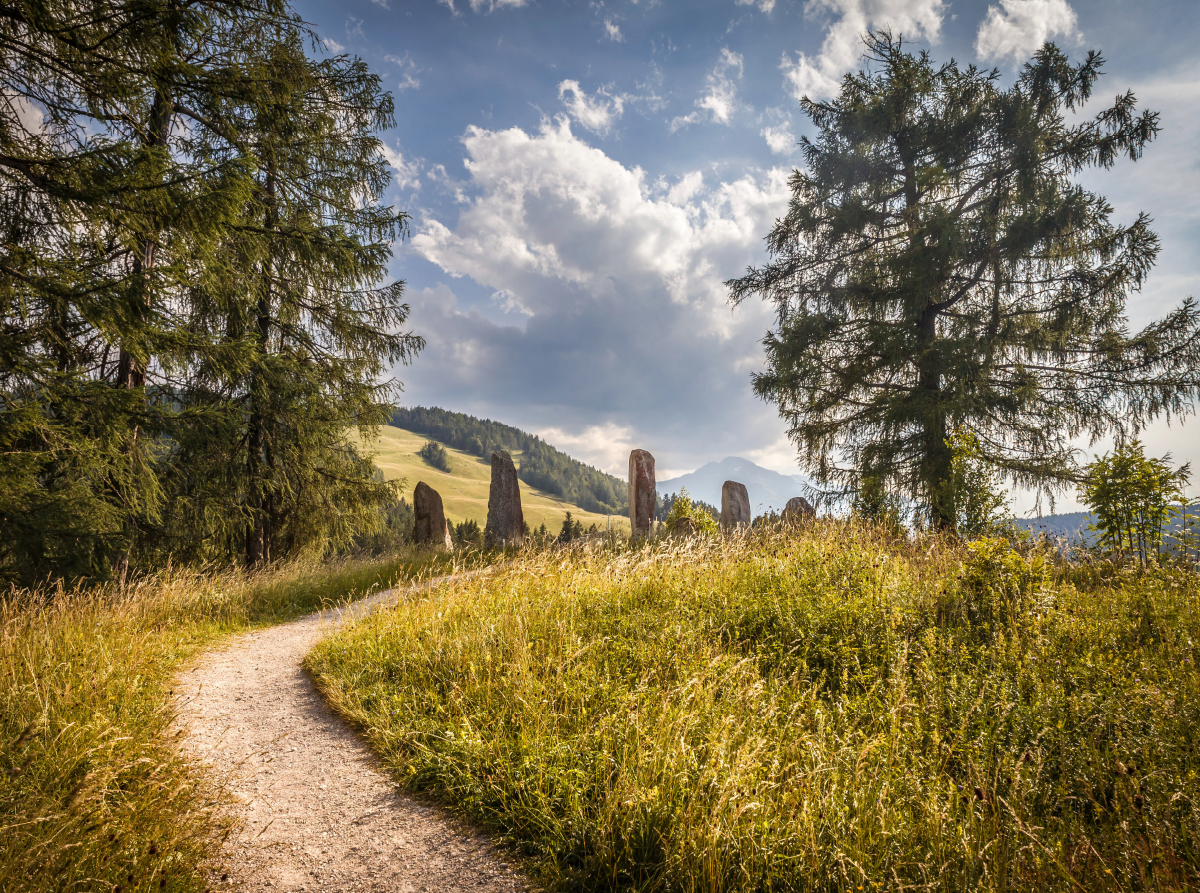 Weg zum Steinkreis bei Seefeld in Tirol