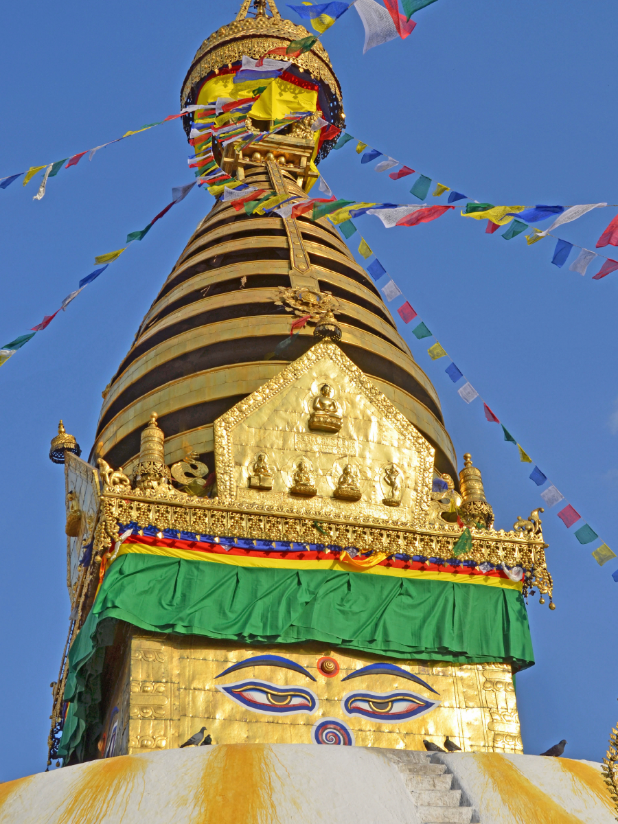 Der obere Teil des berühmten Stupa von Swayambhunath im Westen von Kathmandu