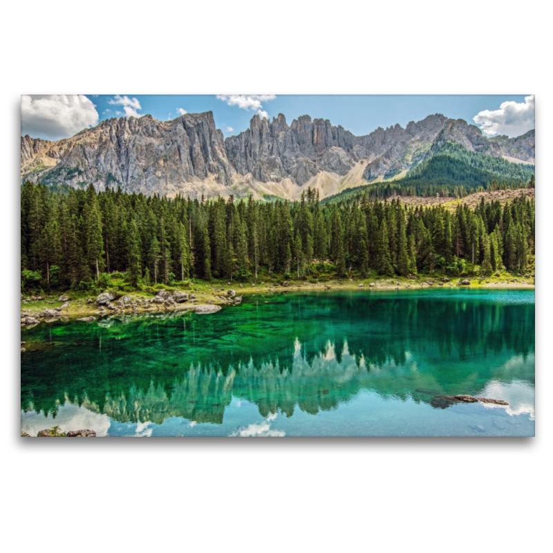 Karersee eine Oase in den Südtiroler Dolomiten