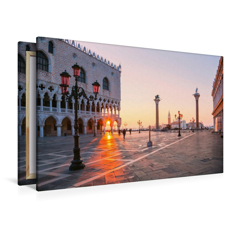 Markusplatz in Venedig bei Sonnenaufgang