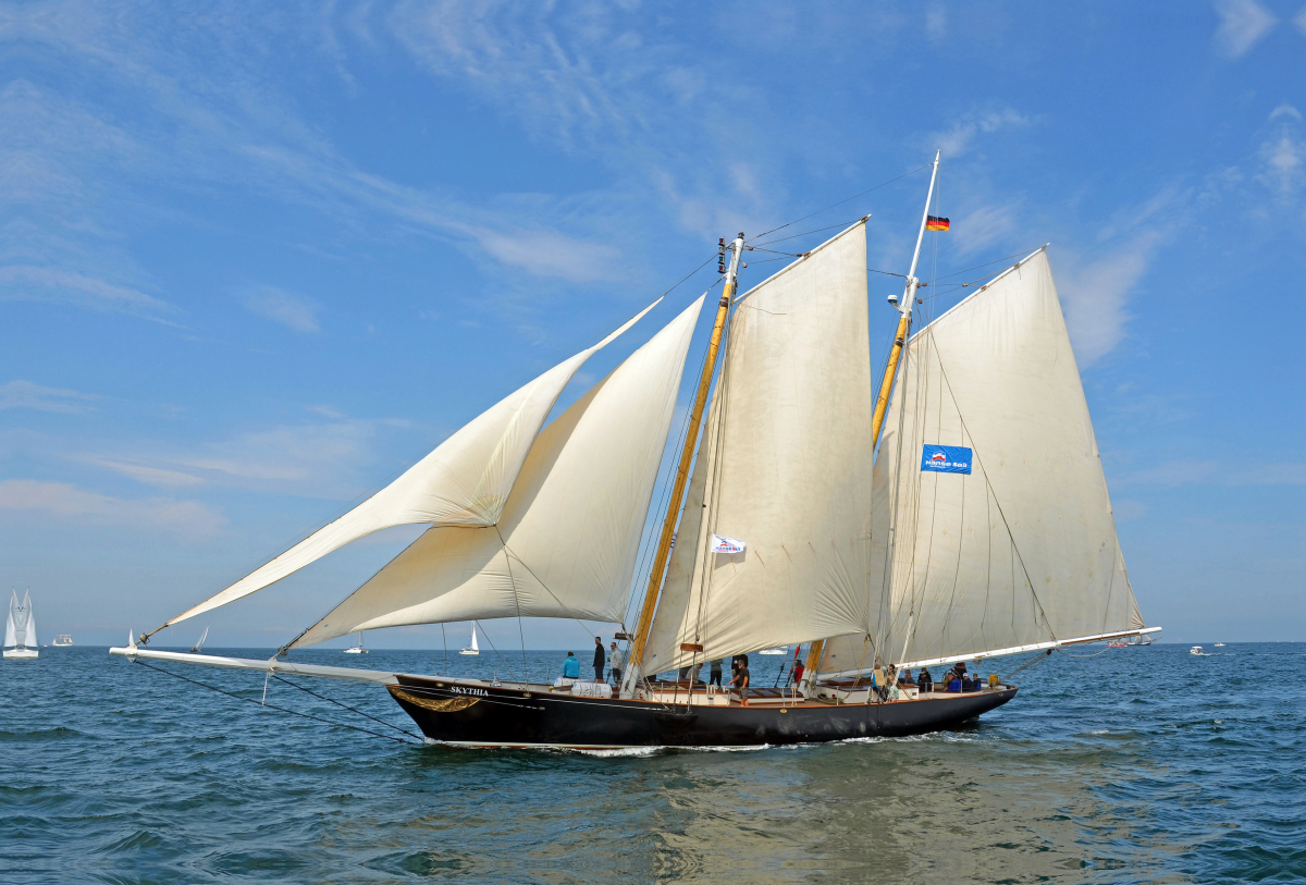 Die 'Skythia', ein Nachbau der legendären Segelyacht 'America', Gewinnerin des America´s Cup 1851