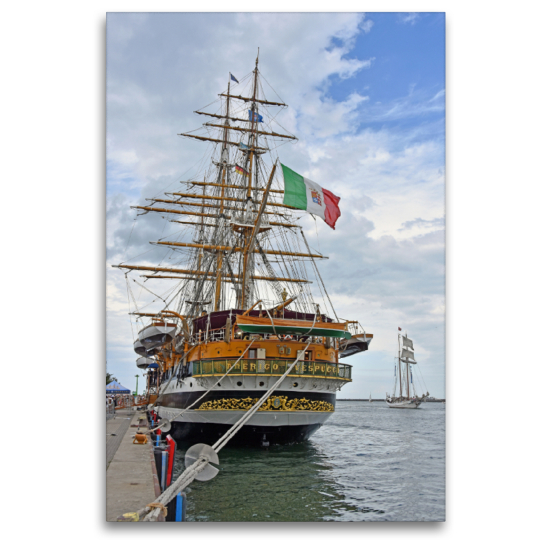 Die 'Amerigo Vespucci' zur Hanse Sail in Warnemünde