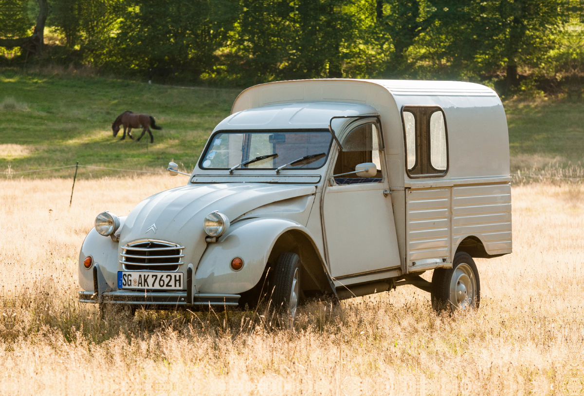 Kastenente 2CV AK 400