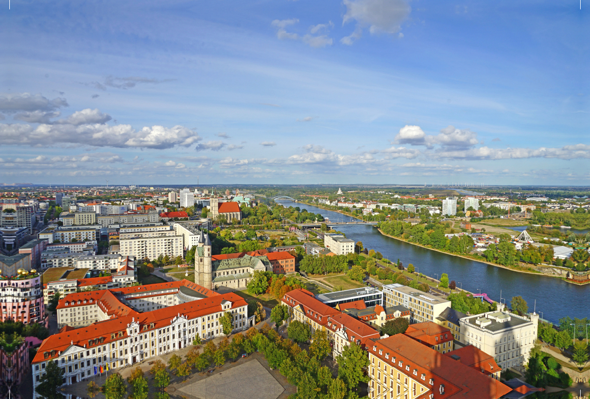 Blick vom Magdeburger Dom auf die Elbe