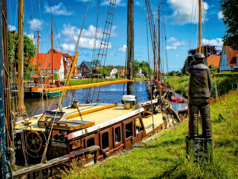 Im Museumshafen Carolinensiel