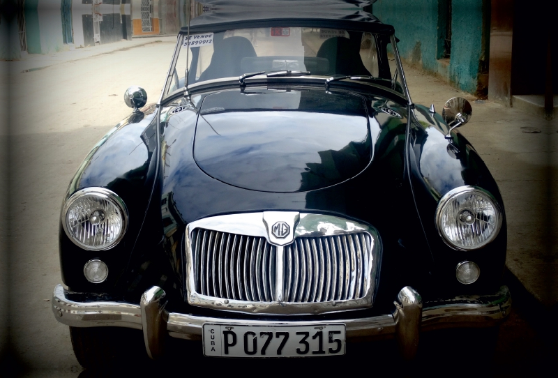 MG in Havanna - Ein Motiv aus dem Kalender 'Auto-Legenden - British Classics'