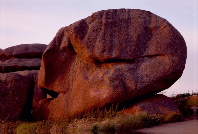 Ein Motiv aus dem Kalender Bretagne, die Côte de Granit Rose, rosa Granit in seiner schönsten Form.