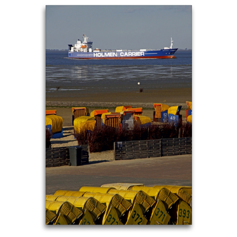 Schiff vor dem Strand in Cuxhaven-Döse