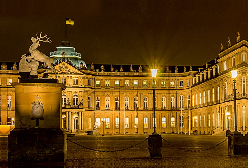 Stuttgart - Neues Schloss - Ehrenhof