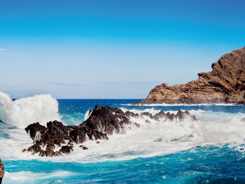 Wellengang in Porto Moniz, Madeira