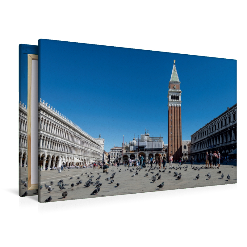 Piazza San Marco (Marktplatz) mit Campanile