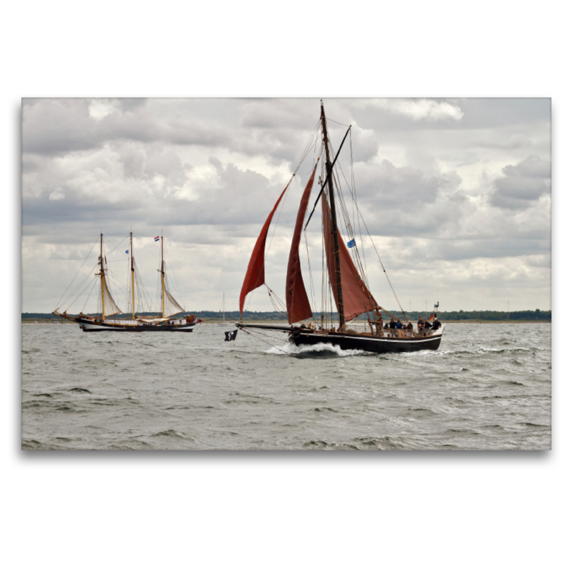 traditioneller Haikutter 'Ernestine' auf der Ostsee vor Warnemünde, Hanse Sail 2013