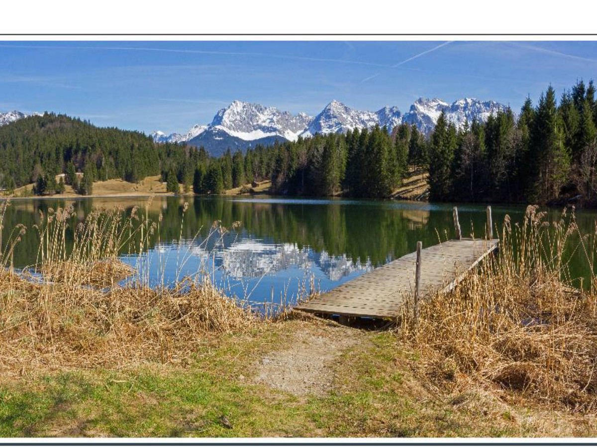 Landschaft Oberbayern Geroldsee und Karwendelgebirge