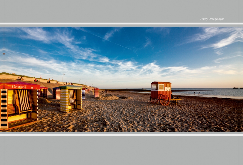 Borkum, Badekarren im Sonnenuntergang