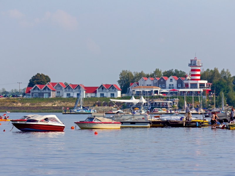 Leuchtturm am Geierswalder See