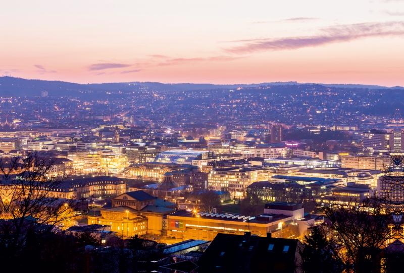 Innenstadt mit Staatstheater und Schloßplatz