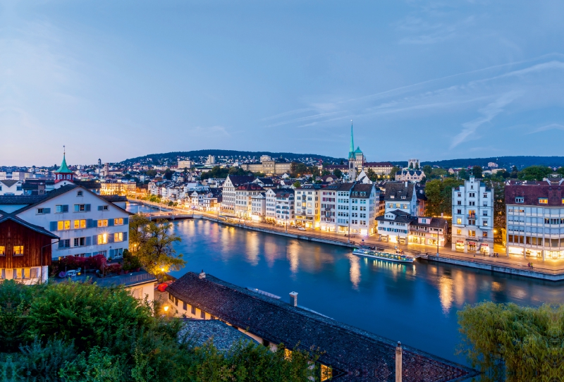 Limmat-Quai an der Limmat in Zürich