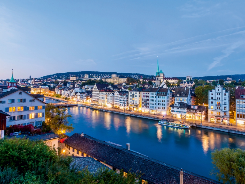 Limmat-Quai an der Limmat in Zürich