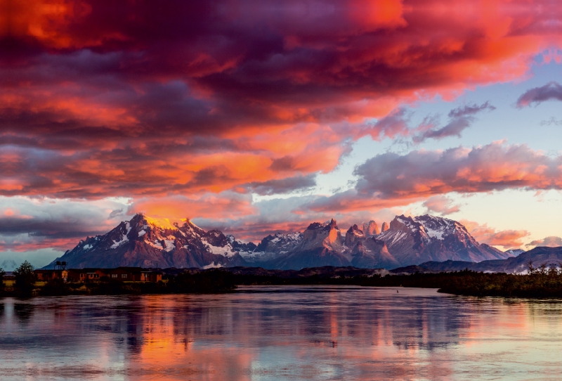 Sonnenaufgang im Torres Del Paine