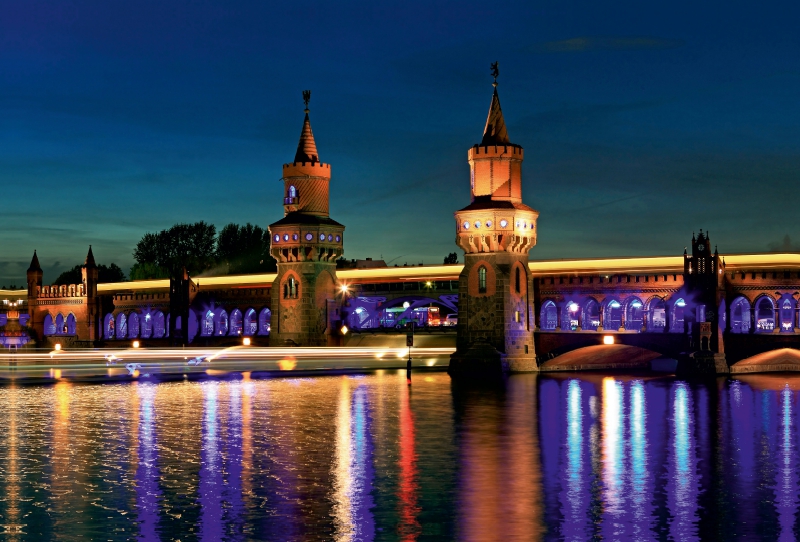 Verkehr in Berlin - Oberbaumbrücke