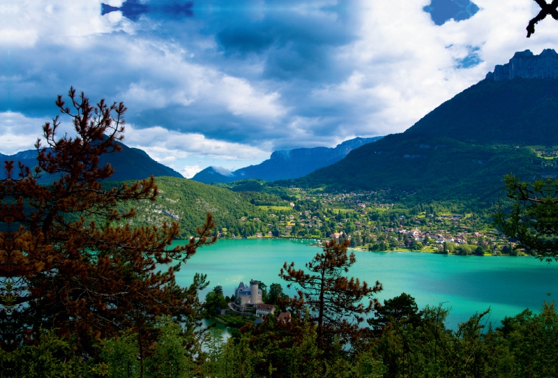 Blick von Duingt auf den Lac d'Annecy